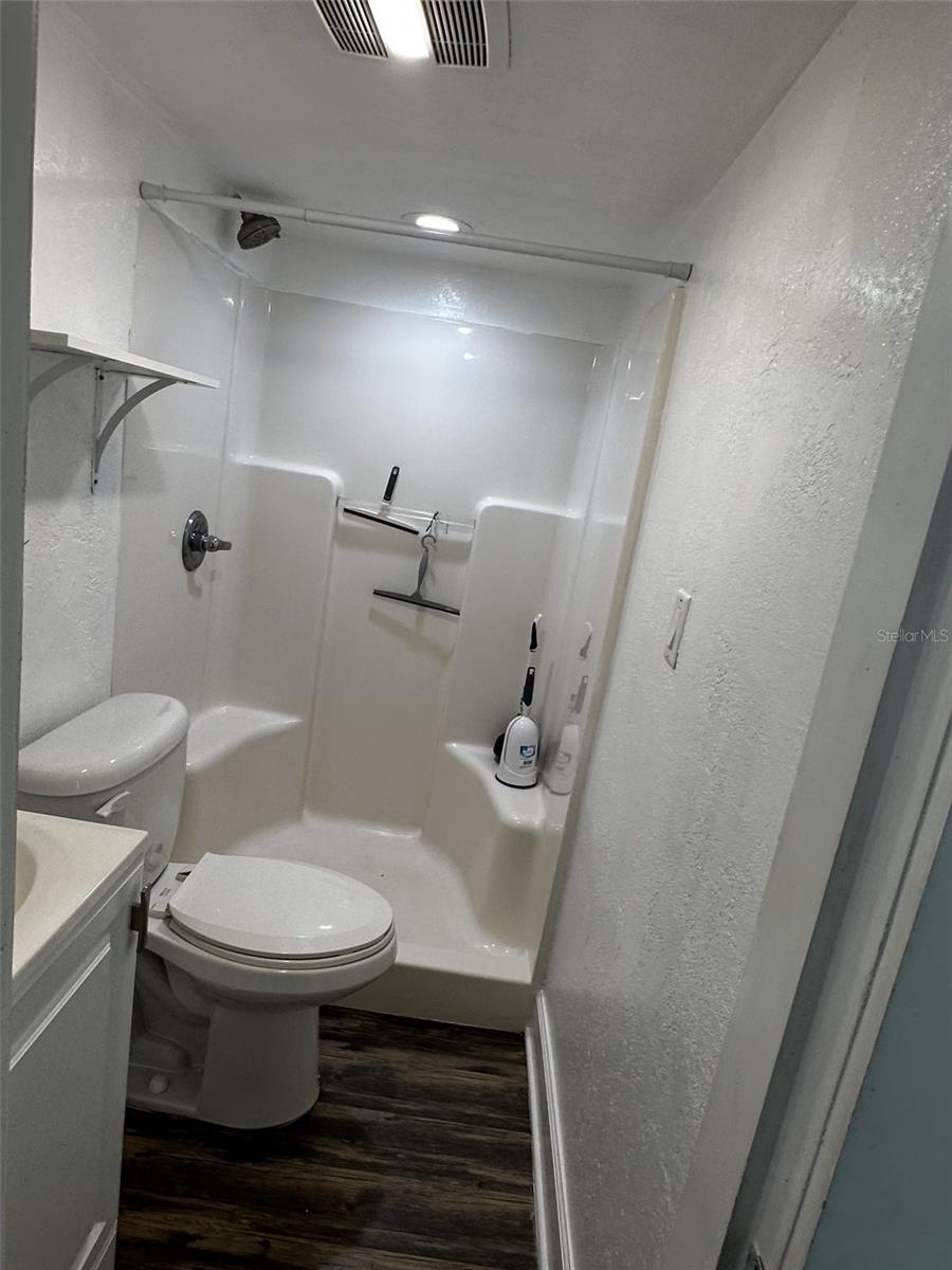 6913 BLOSSOM AVE — photo 11
