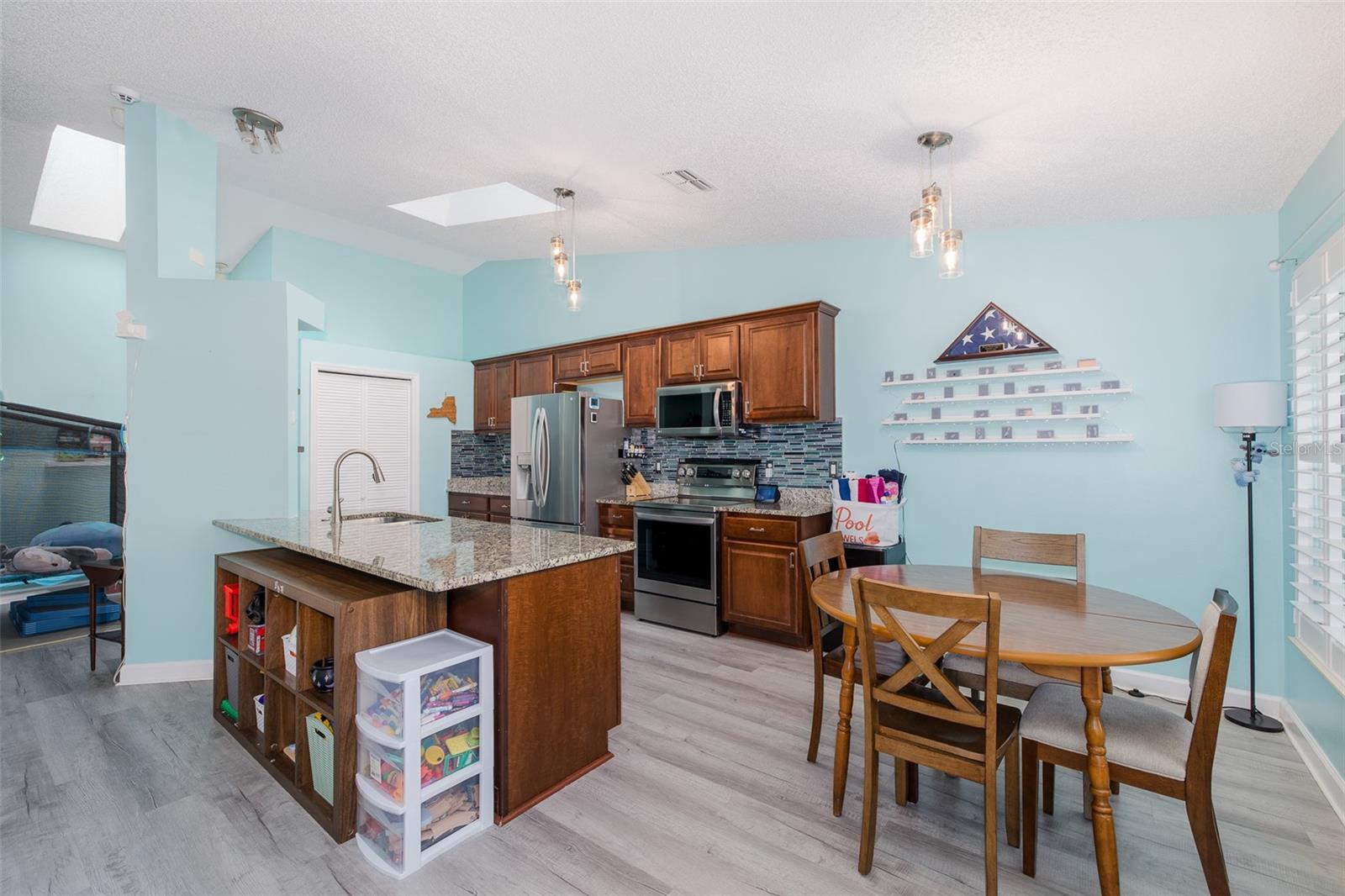 10305 COPPERWOOD DR — photo 5