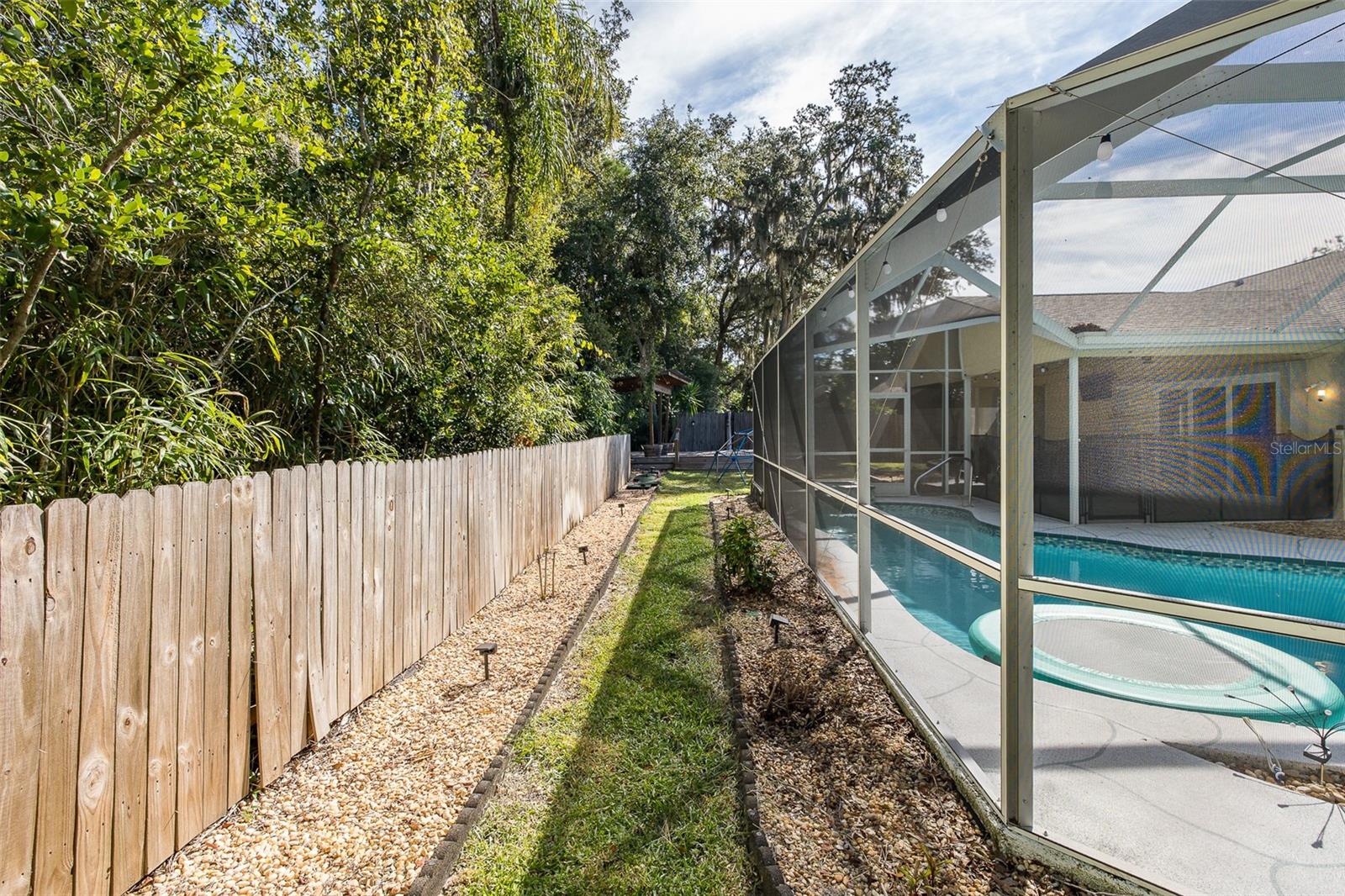 10305 COPPERWOOD DR — photo 41