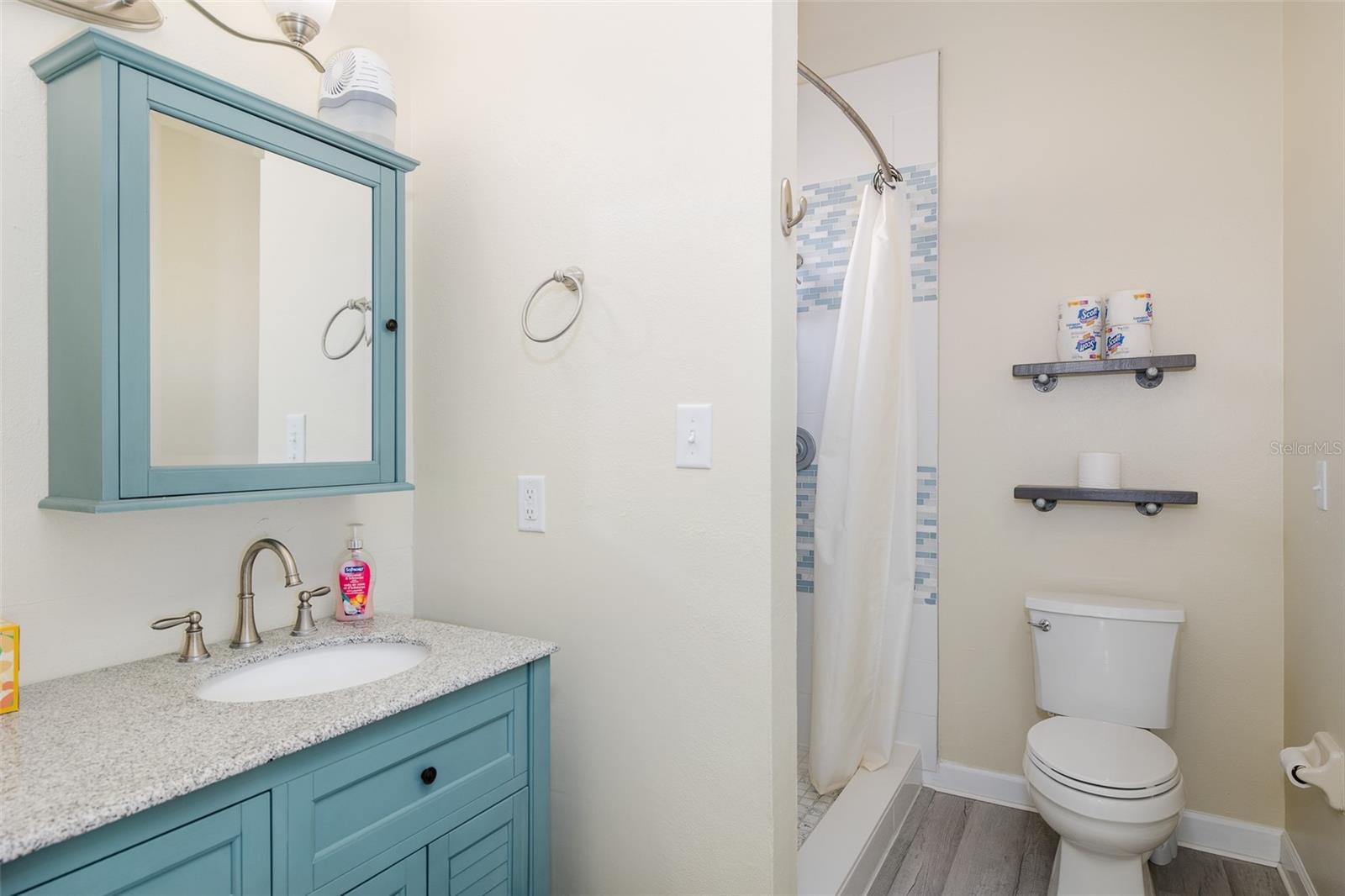 10305 COPPERWOOD DR — photo 31