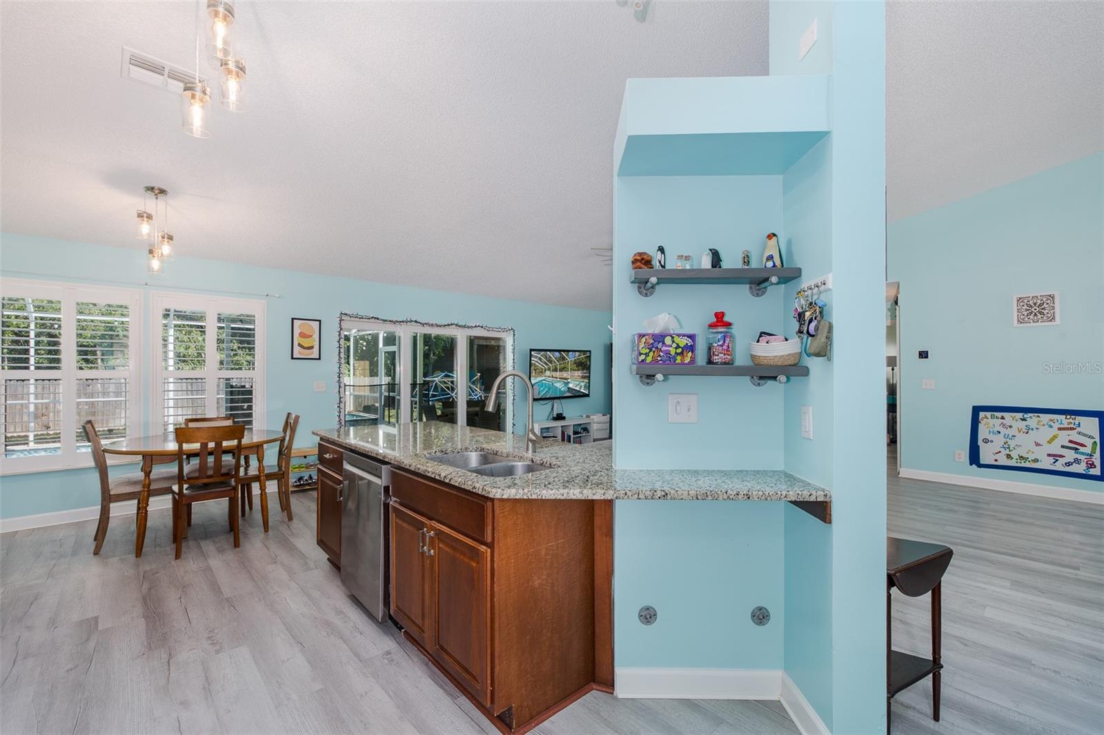 10305 COPPERWOOD DR — photo 9