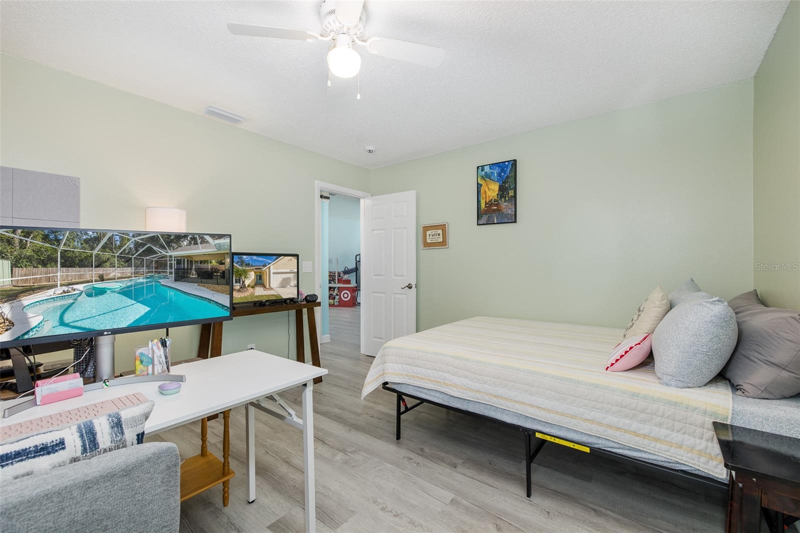 10305 COPPERWOOD DR — photo 18