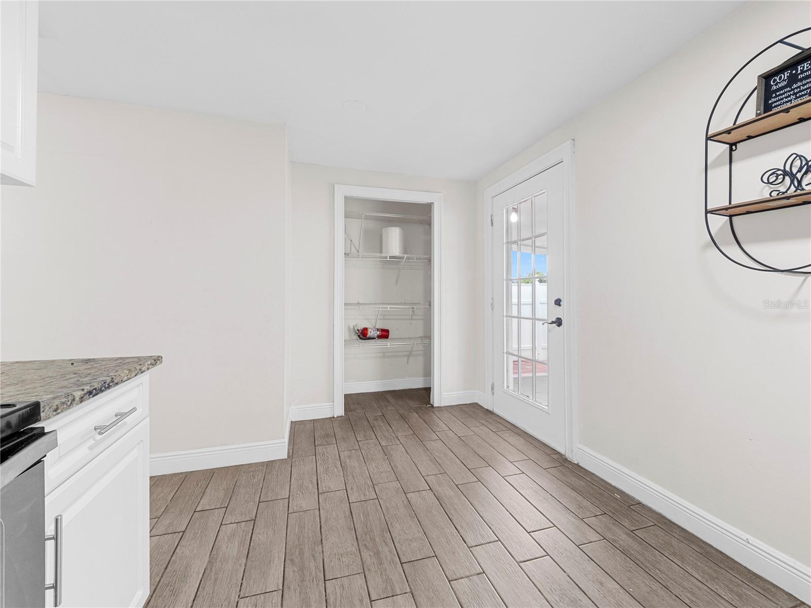 4535 W MINNEHAHA ST — photo 15