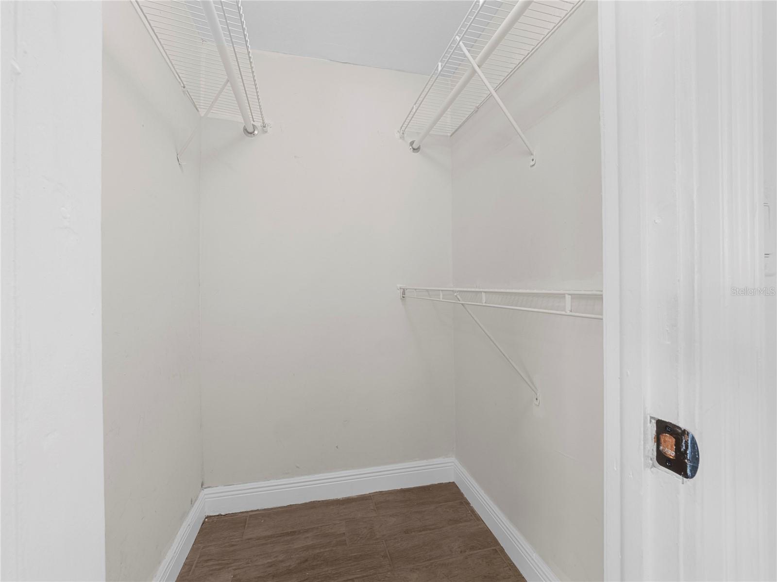 4535 W MINNEHAHA ST — photo 10