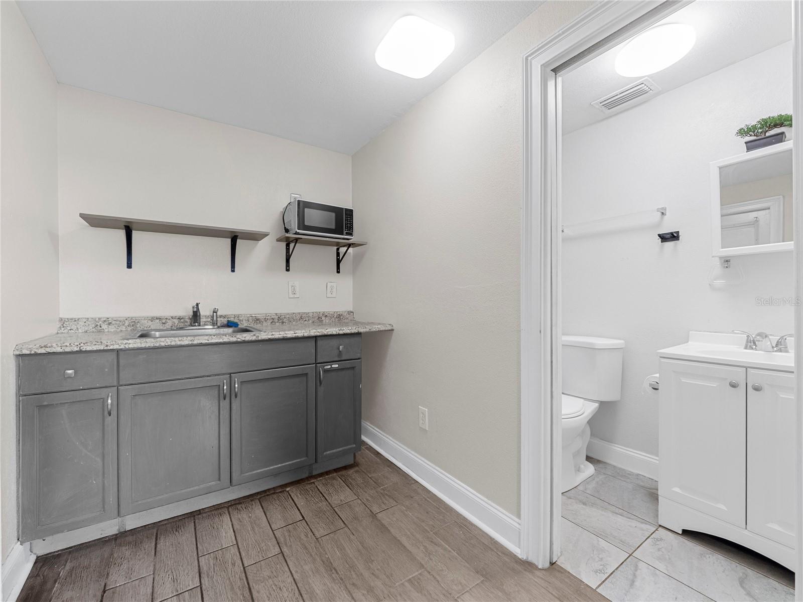 4535 W MINNEHAHA ST — photo 23