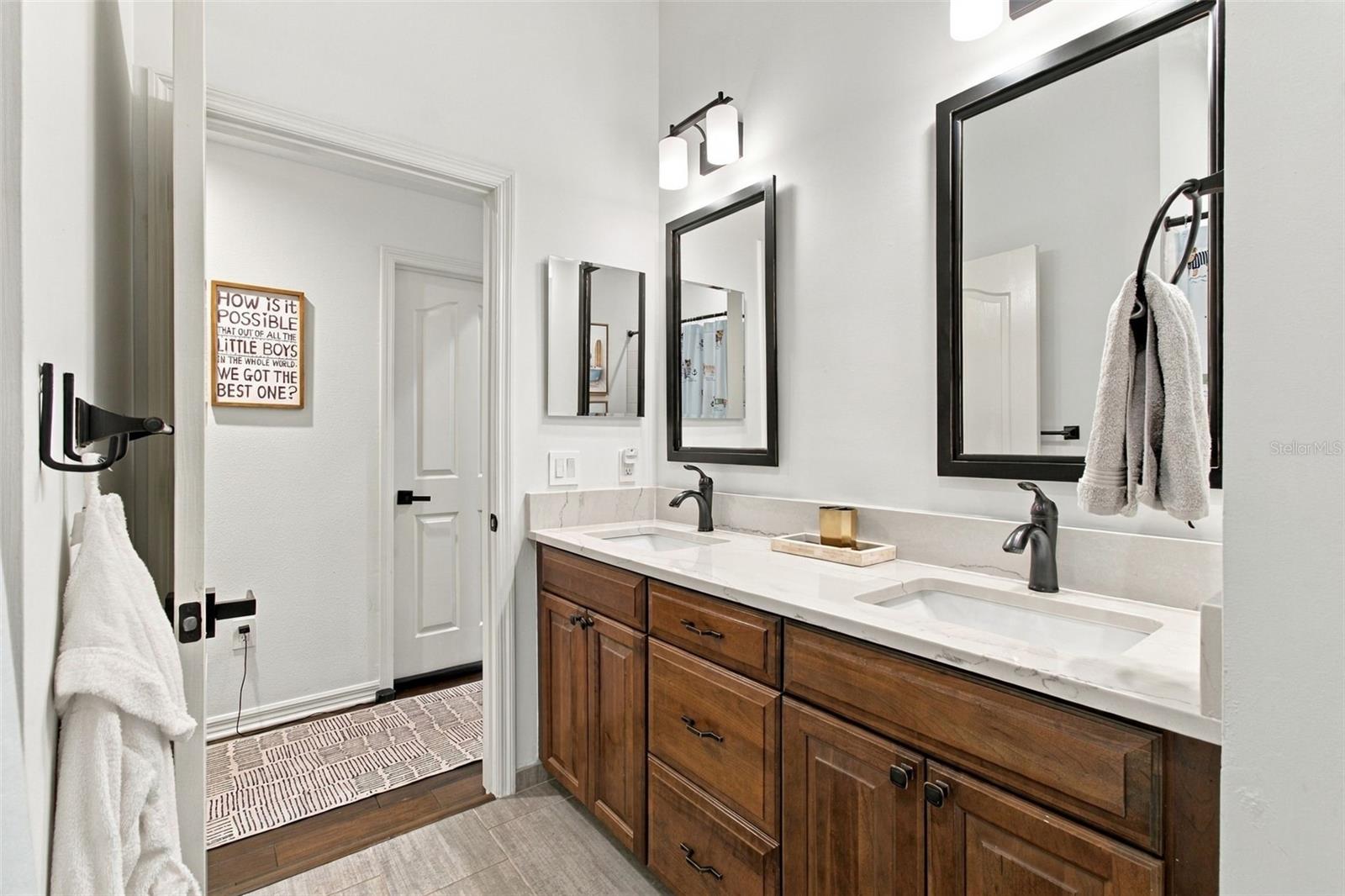 10306 MARCHMONT CT — photo 34