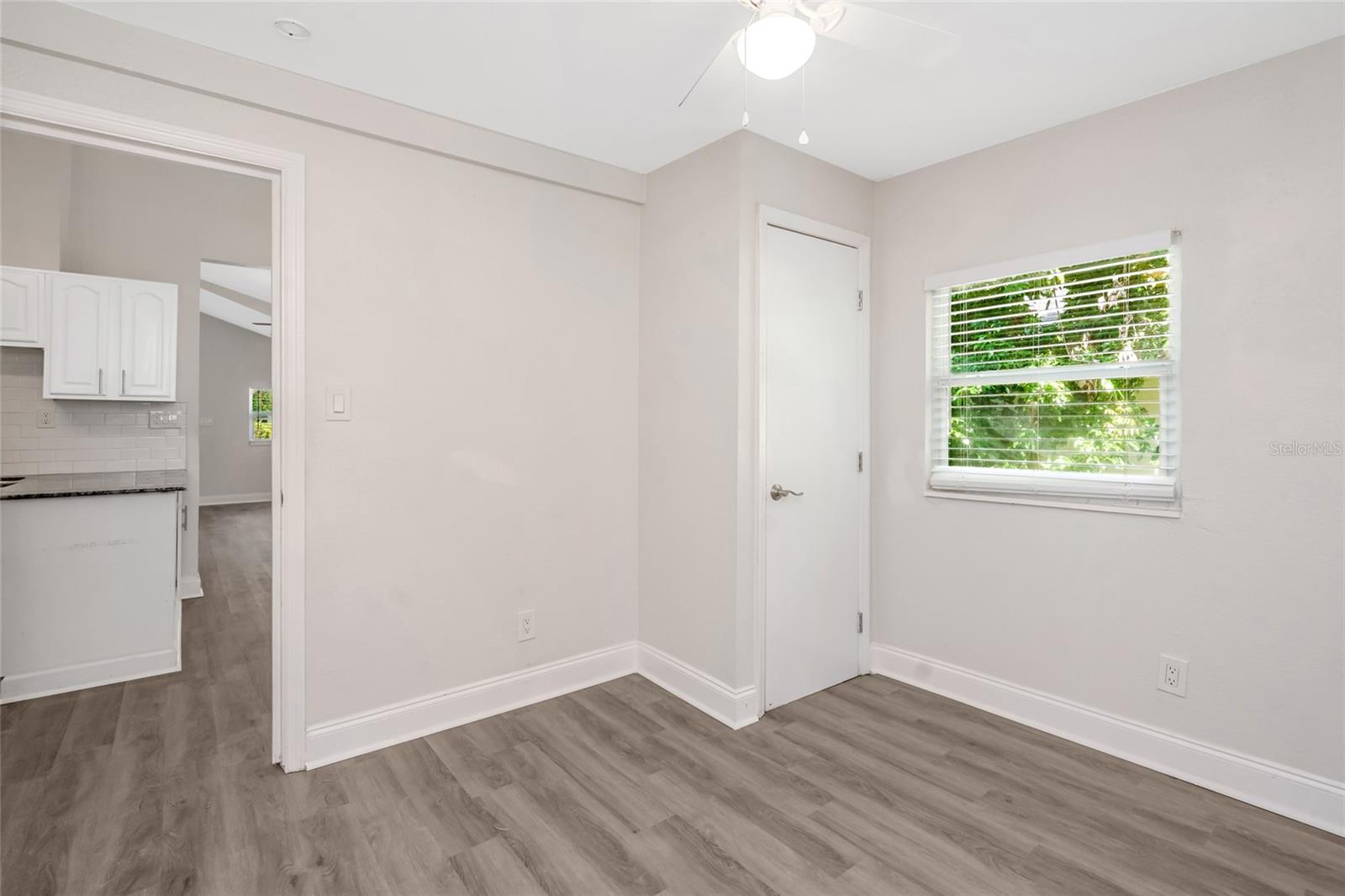 1703 E NEW ORLEANS AVE — photo 27