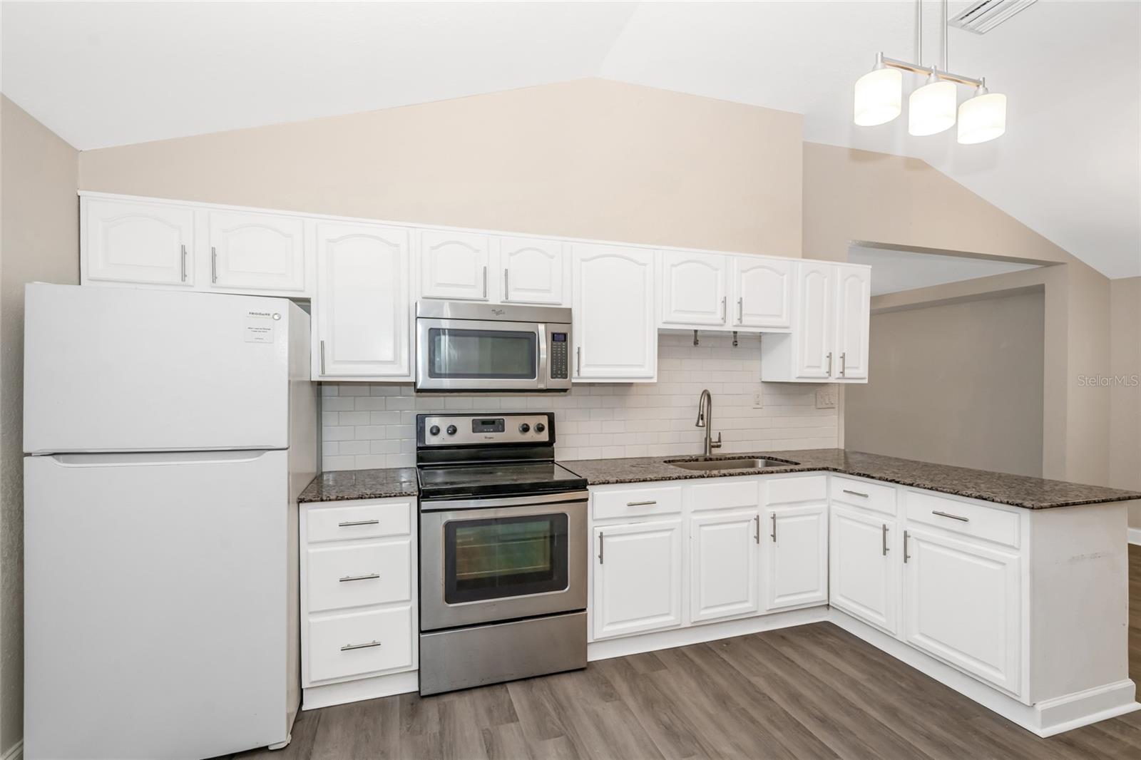 1703 E NEW ORLEANS AVE — photo 12