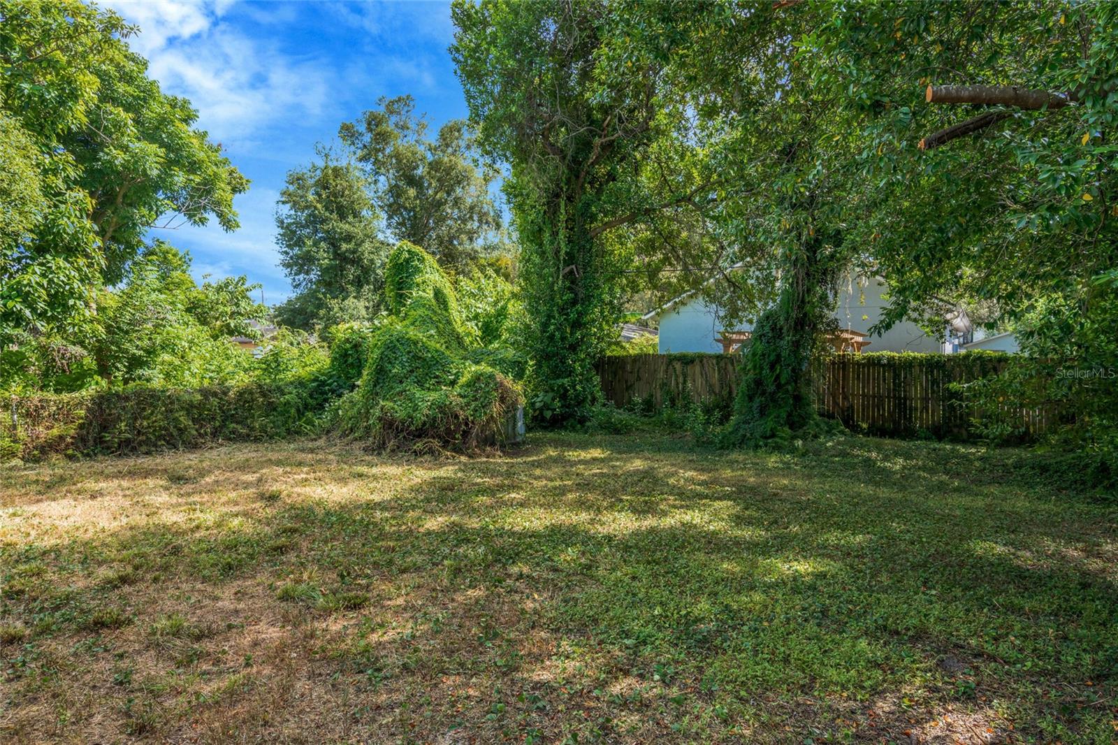 1703 E NEW ORLEANS AVE — photo 31