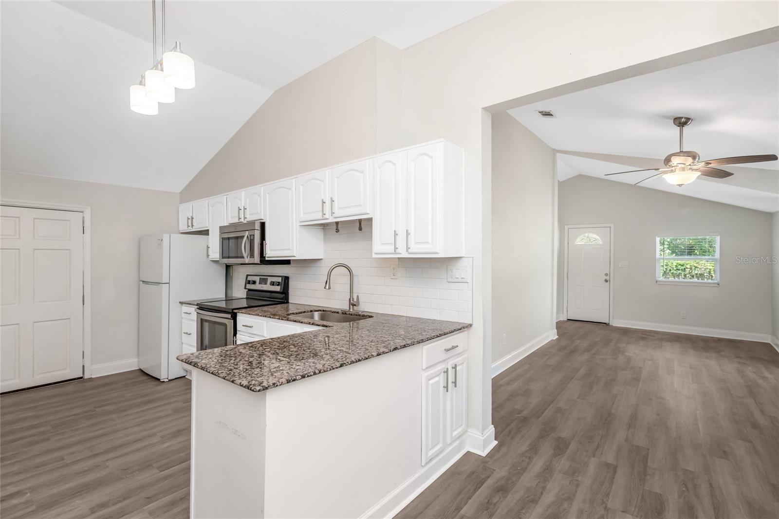 1703 E NEW ORLEANS AVE — photo 10