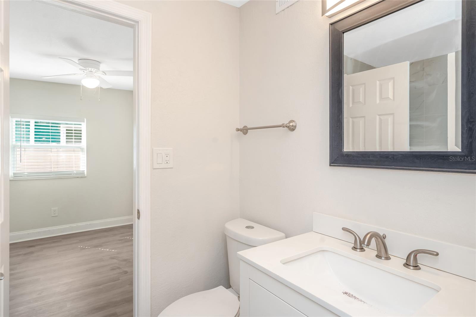 1703 E NEW ORLEANS AVE — photo 18