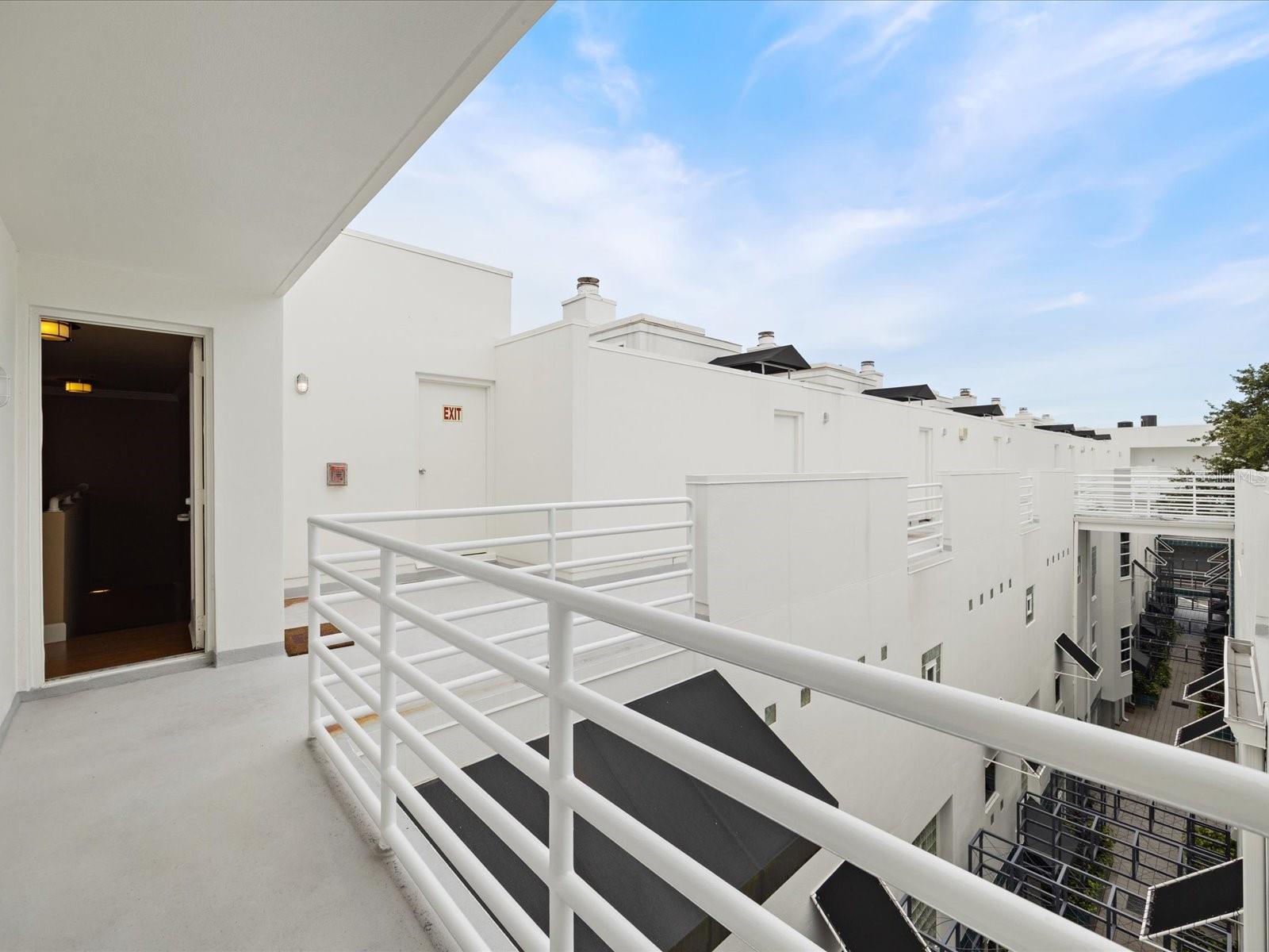 4950 BAYSHORE BLVD #28 — photo 29