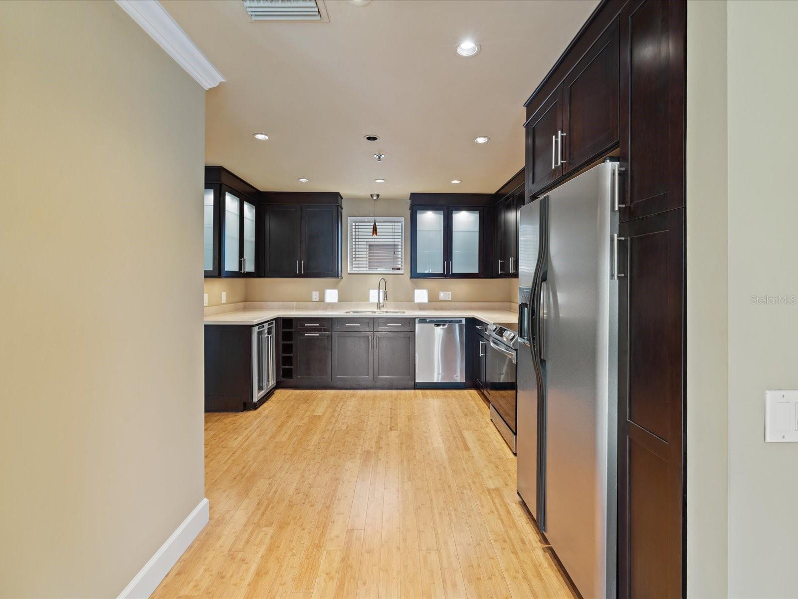 4950 BAYSHORE BLVD #28 — photo 9