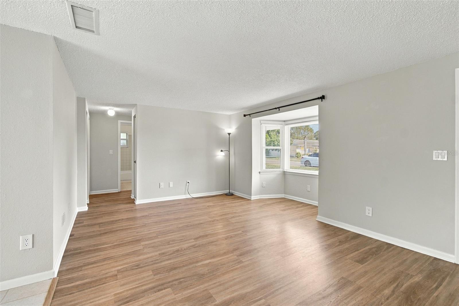 1232 18TH AVE SW — photo 5