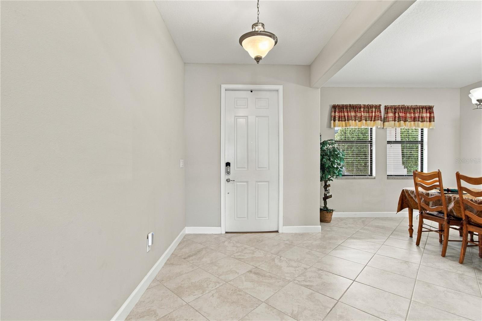 4195 SHREWBURY PL — photo 9