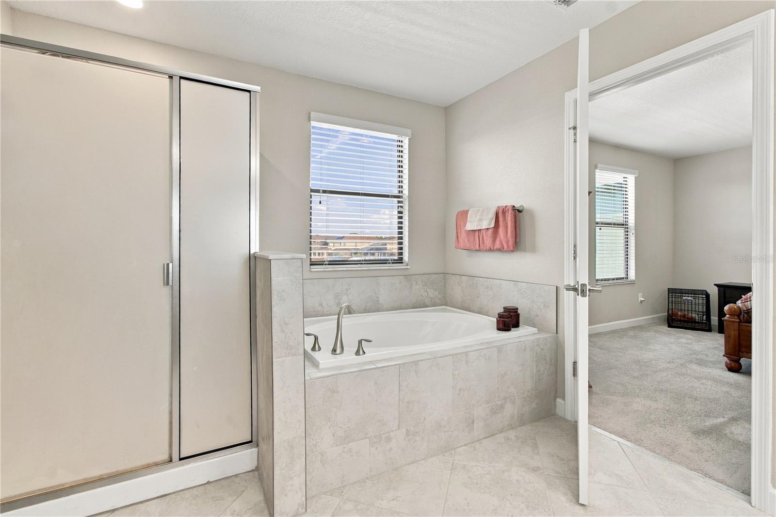 4195 SHREWBURY PL — photo 43