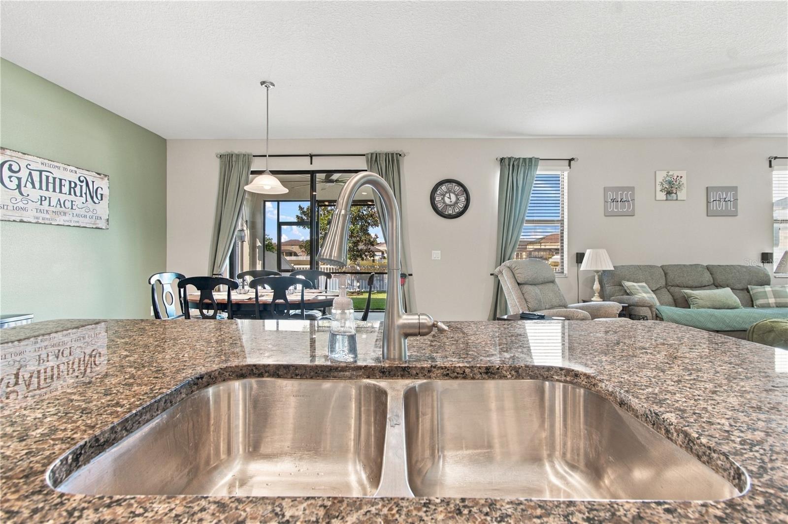 4195 SHREWBURY PL — photo 20
