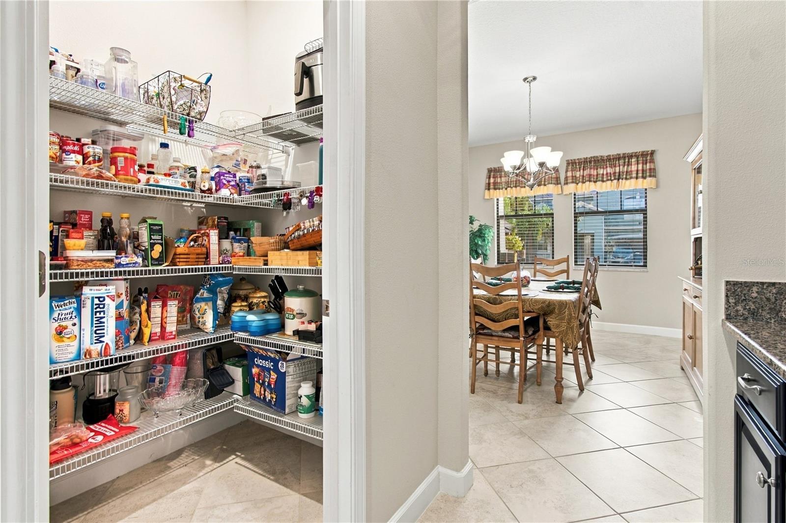 4195 SHREWBURY PL — photo 15