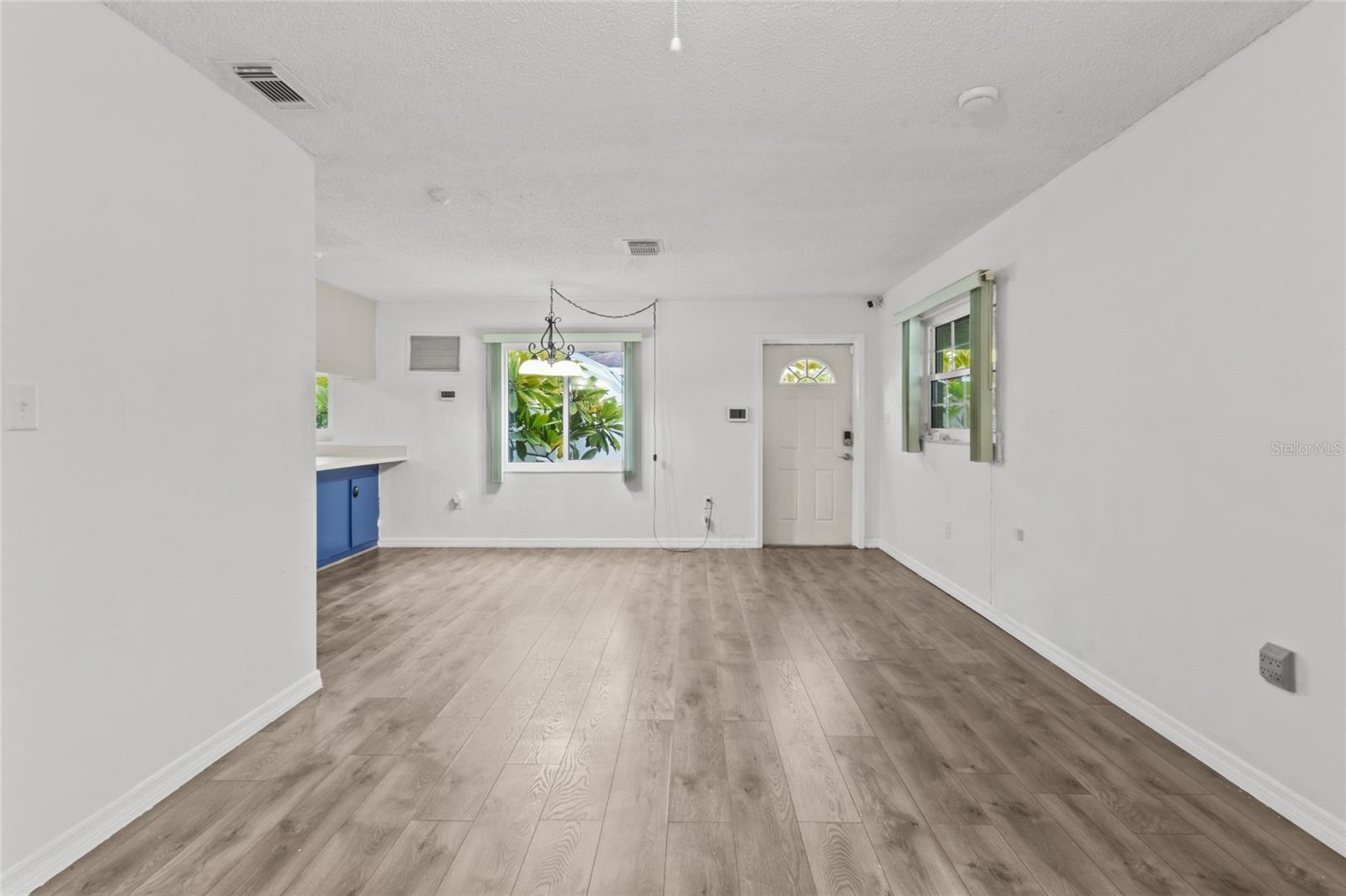 5318 17TH ST W — photo 3