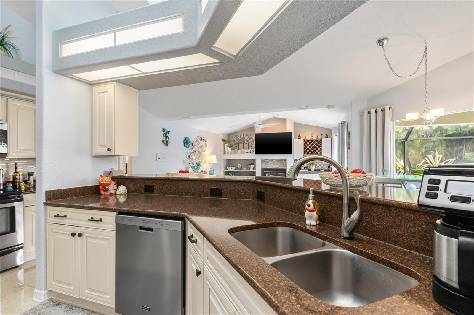 5010 POCATELLA AVE — photo 12