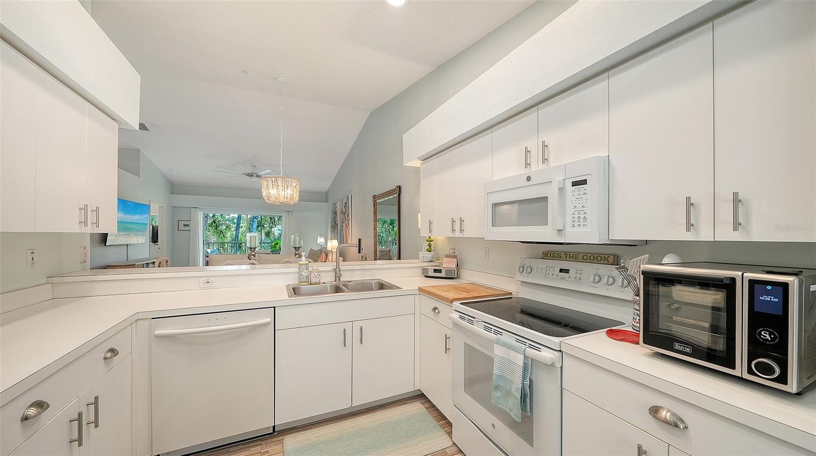 8941 VERANDA WAY #522 — photo 19