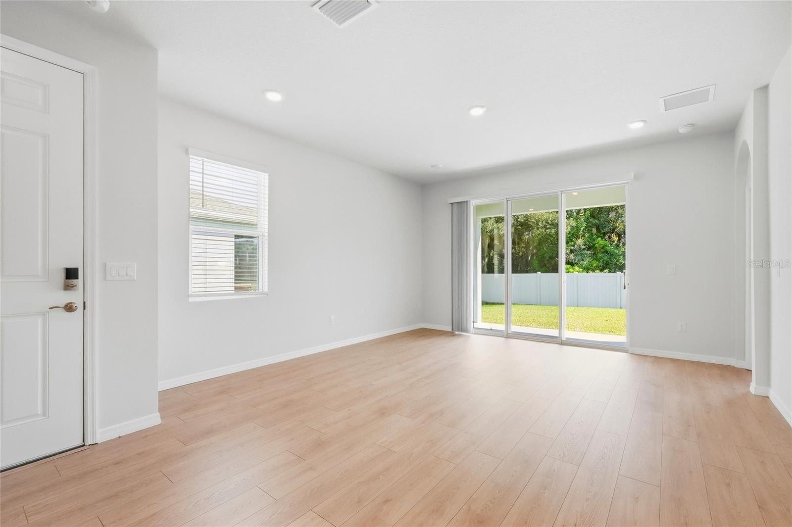 15808 8TH PL E — photo 4