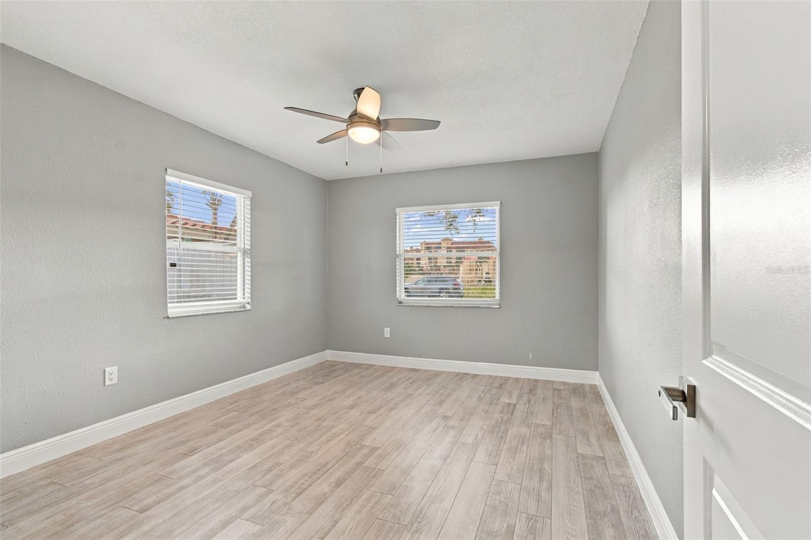 5411 ALOHA DR — photo 24