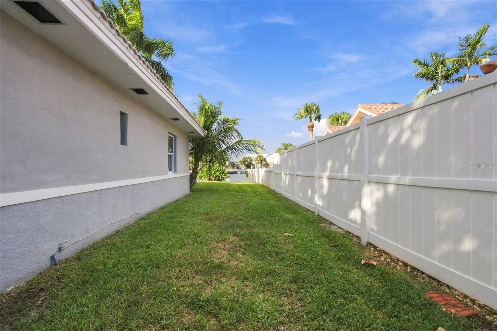 5411 ALOHA DR — photo 55