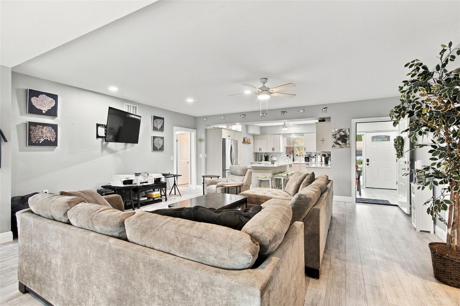 5411 ALOHA DR — photo 13