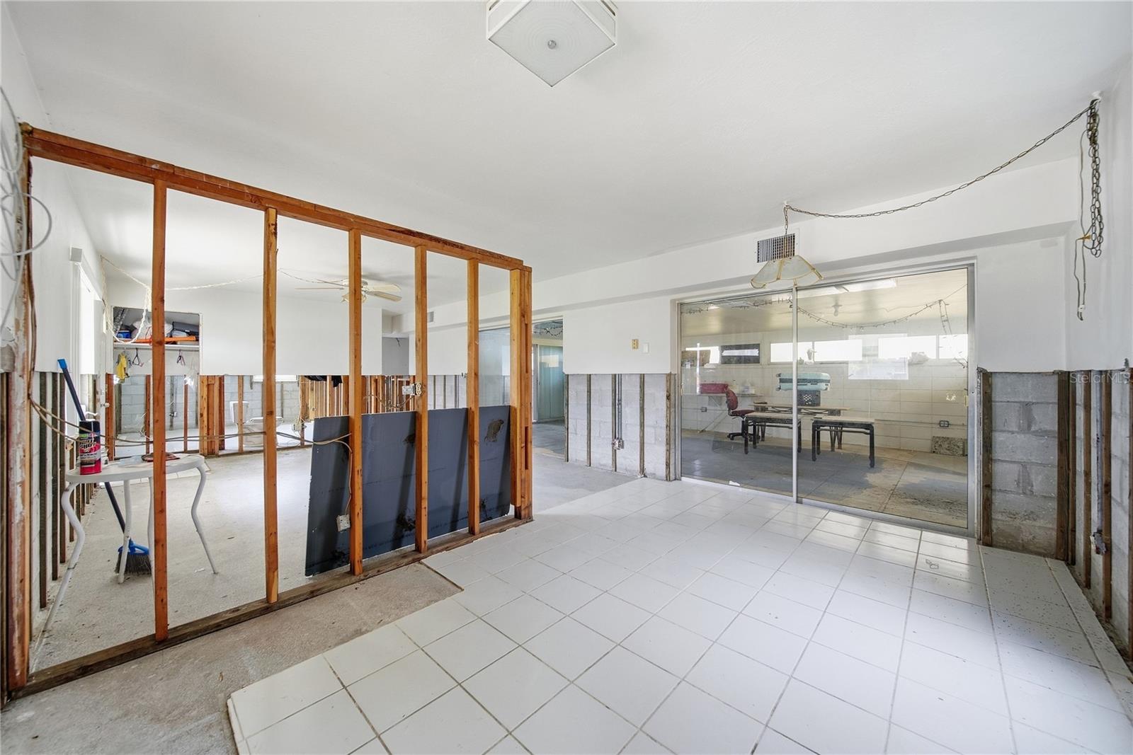 4000 INDIANAPOLIS ST NE — photo 10