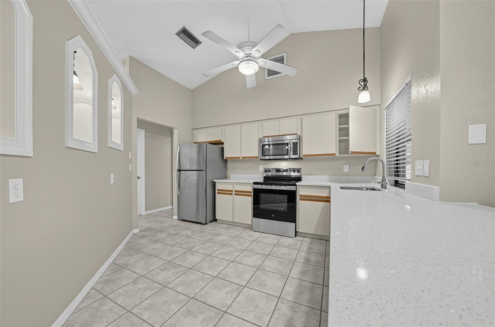 1471 KEYWAY RD — photo 9