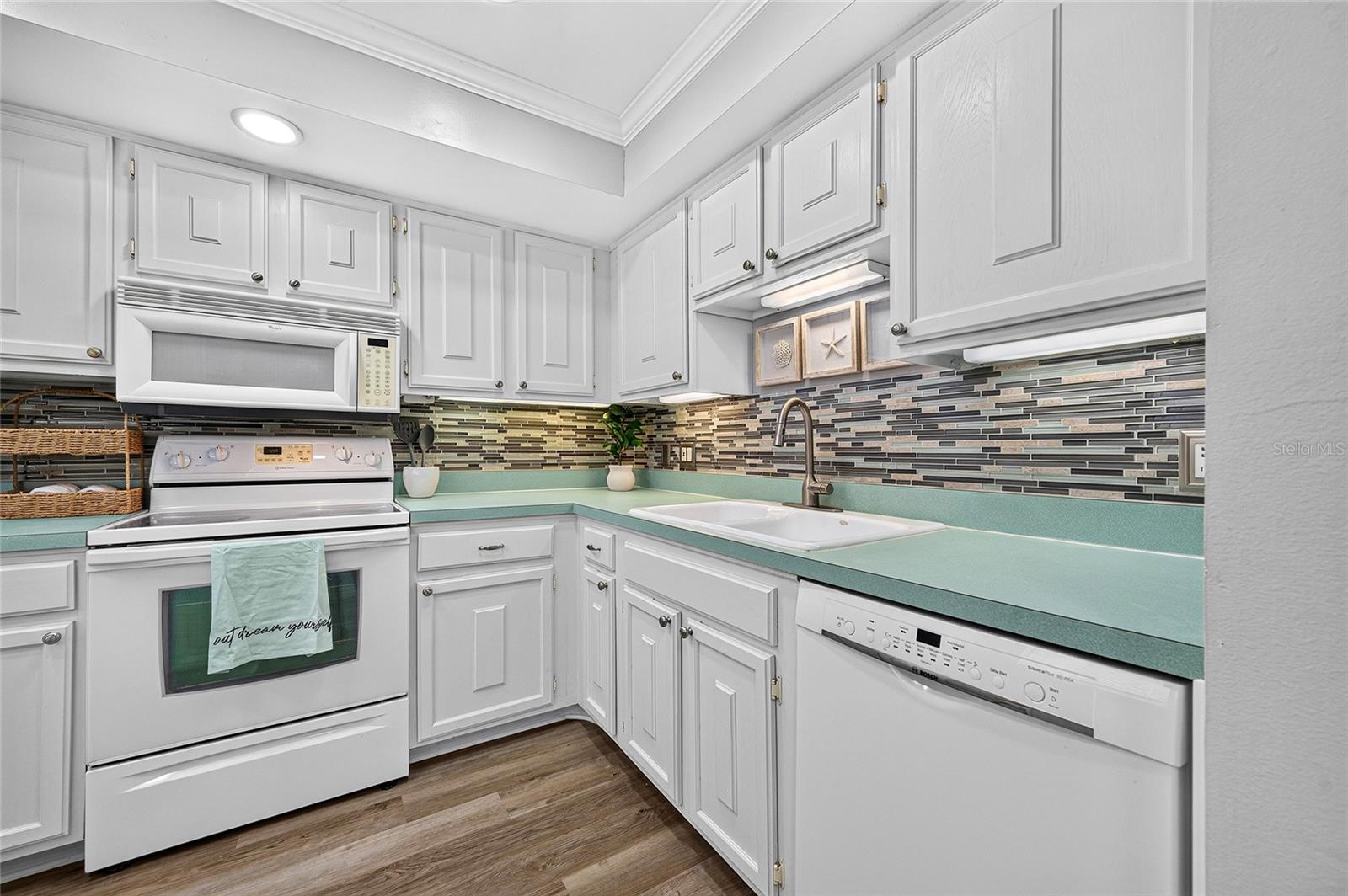 995 LAGUNA DR #305 — photo 10