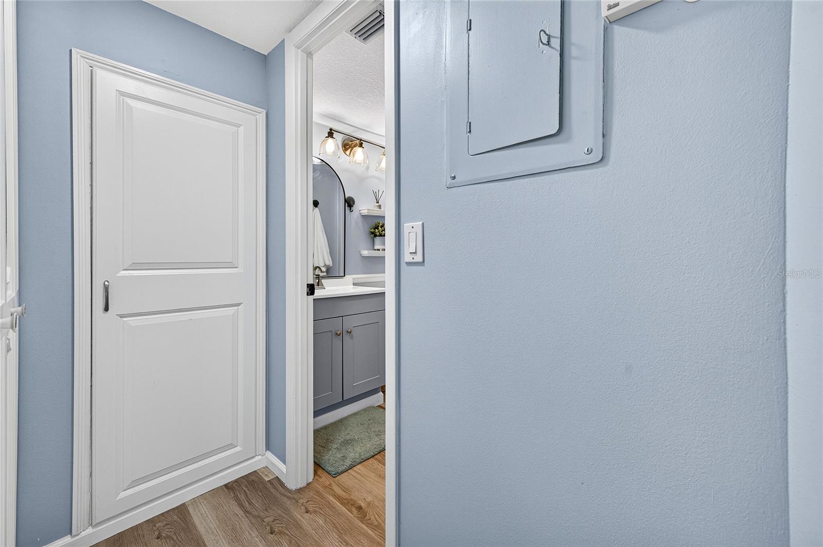 995 LAGUNA DR #305 — photo 36