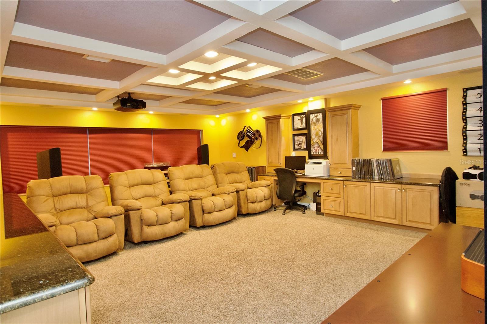 4663 SWALLOWTAIL DR — photo 29