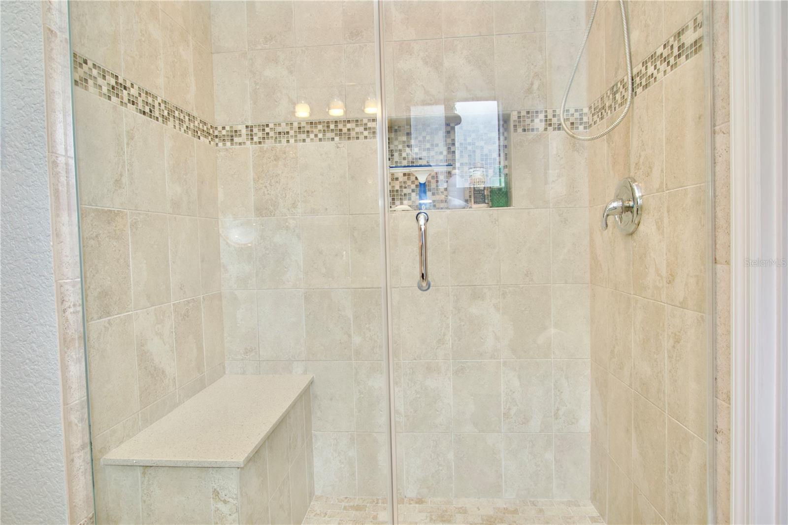 4663 SWALLOWTAIL DR — photo 23