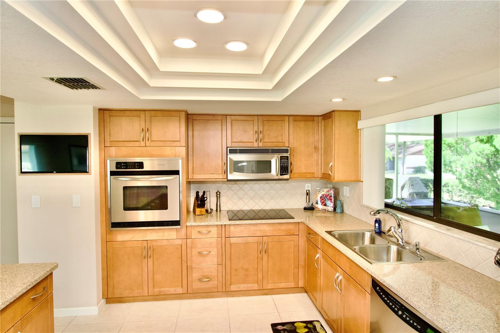 4663 SWALLOWTAIL DR — photo 14