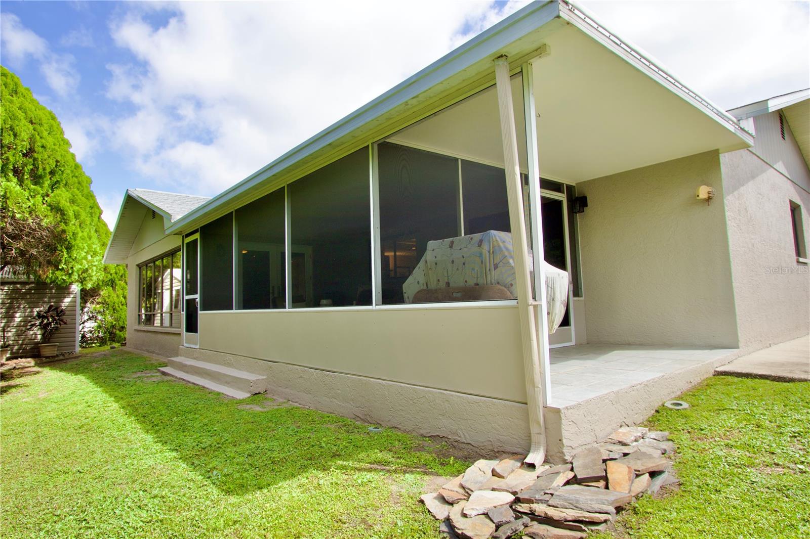 4663 SWALLOWTAIL DR — photo 38