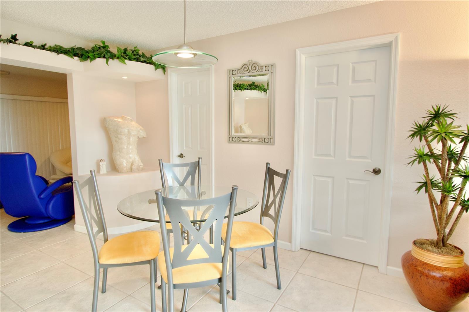 4663 SWALLOWTAIL DR — photo 18
