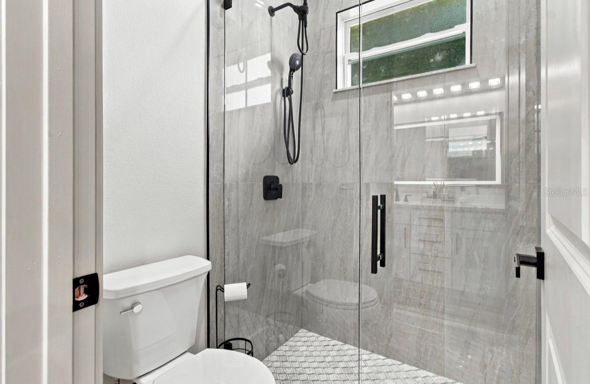13204 LAKE MAGDALENE BLVD — photo 31