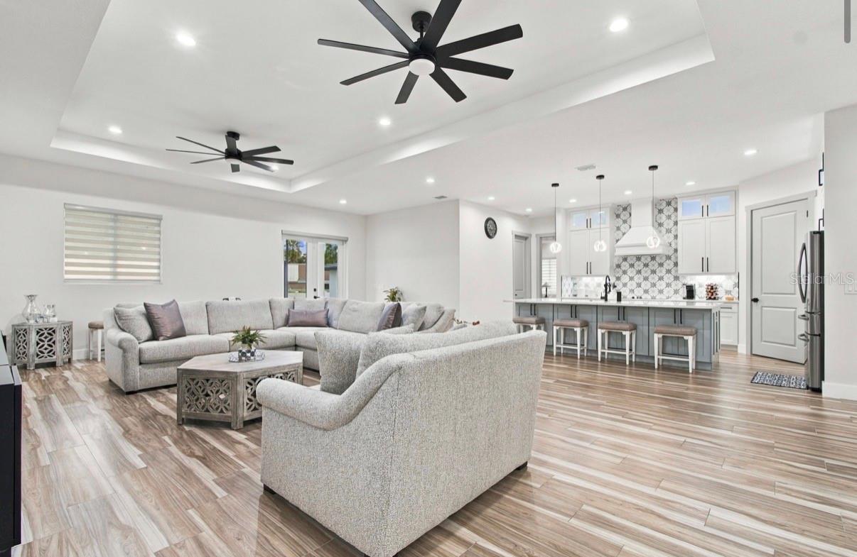 13204 LAKE MAGDALENE BLVD — photo 15