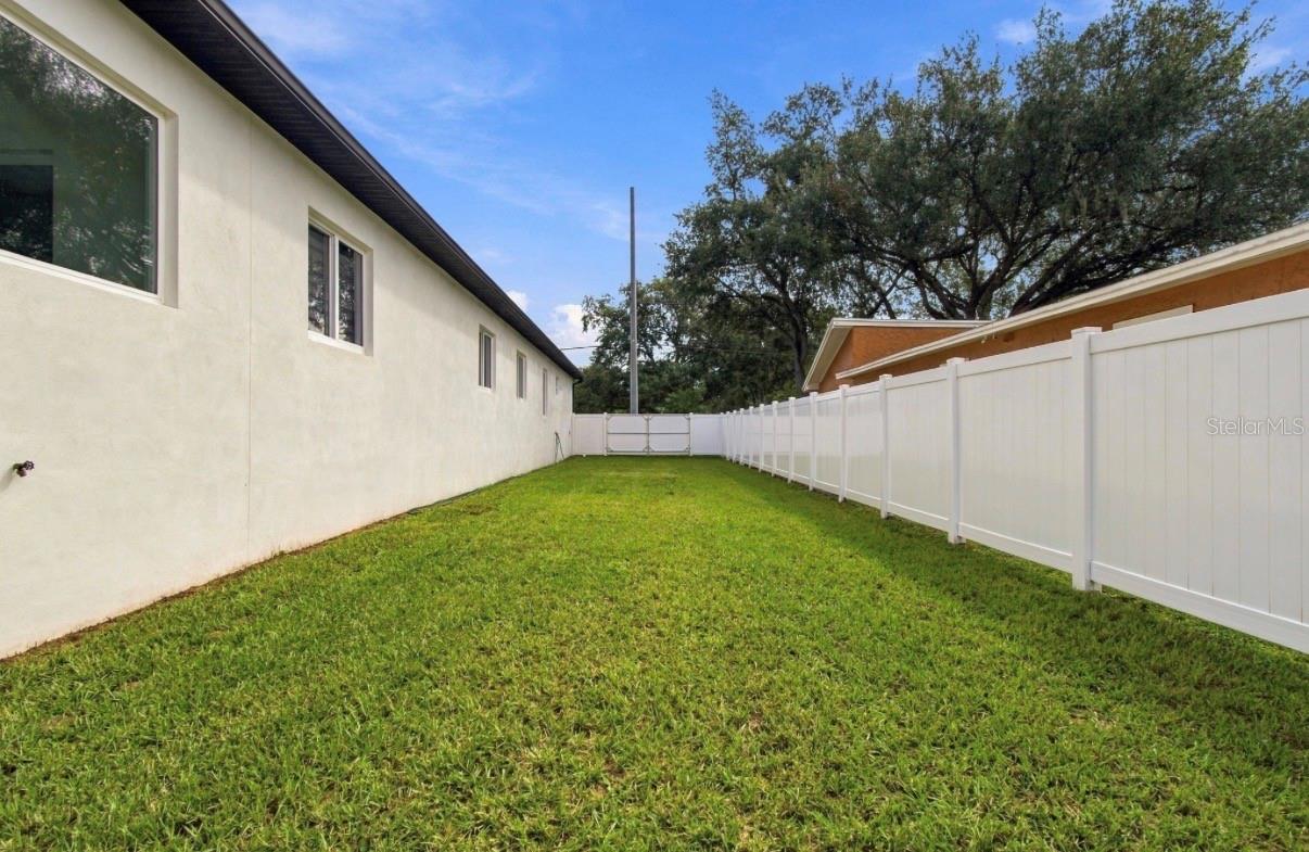 13204 LAKE MAGDALENE BLVD — photo 63