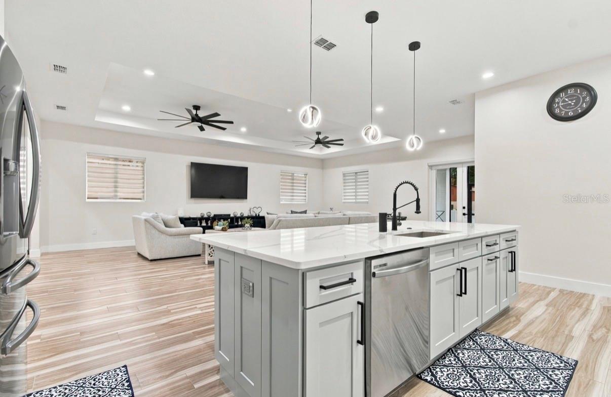 13204 LAKE MAGDALENE BLVD — photo 9