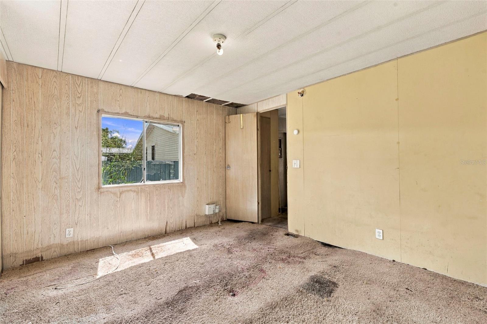 6322 NEW YORK ST — photo 15