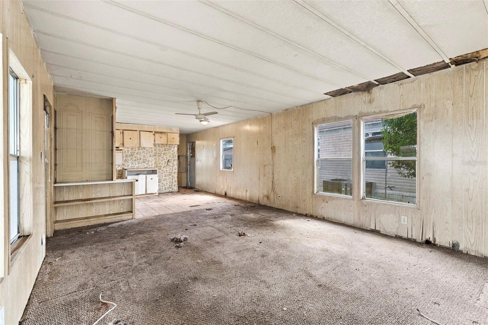 6322 NEW YORK ST — photo 7
