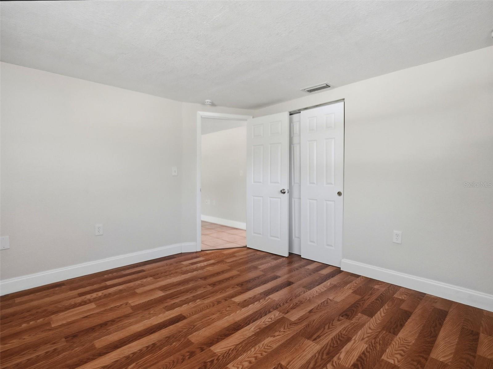 7908 BUTLER AVE — photo 24