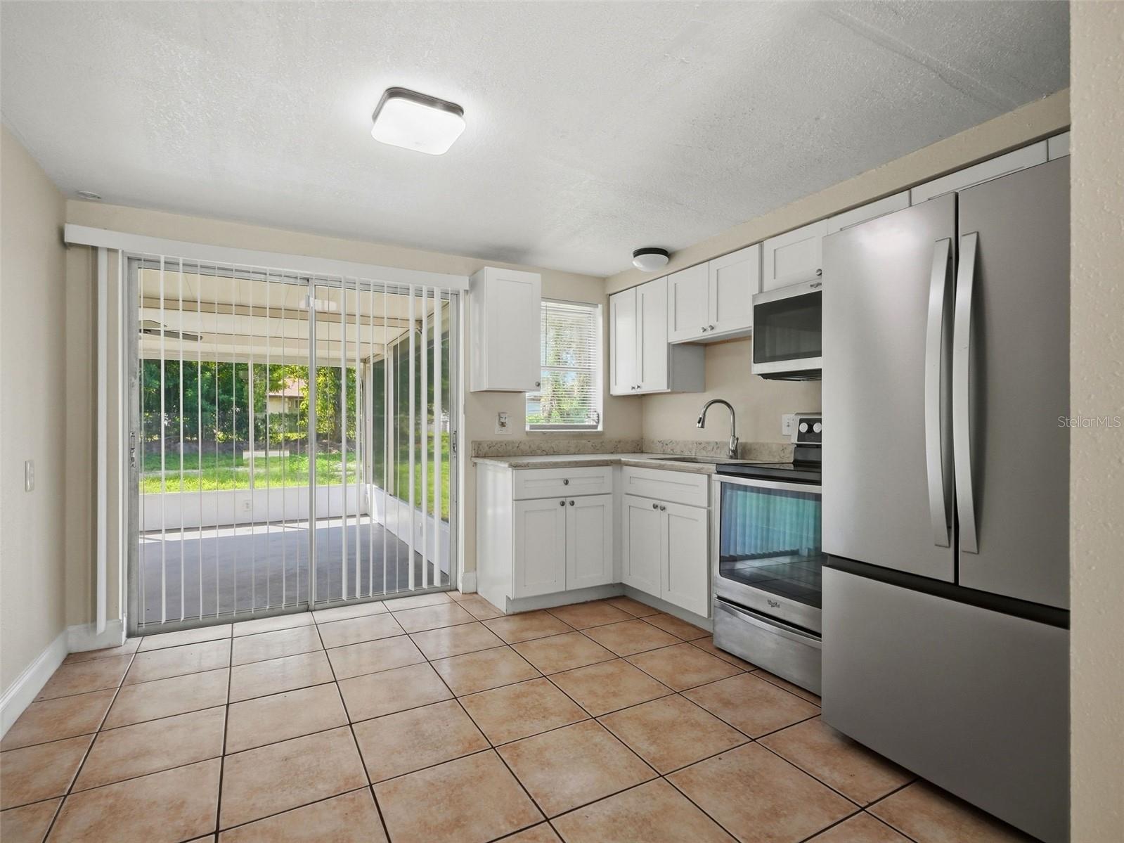 7908 BUTLER AVE — photo 8