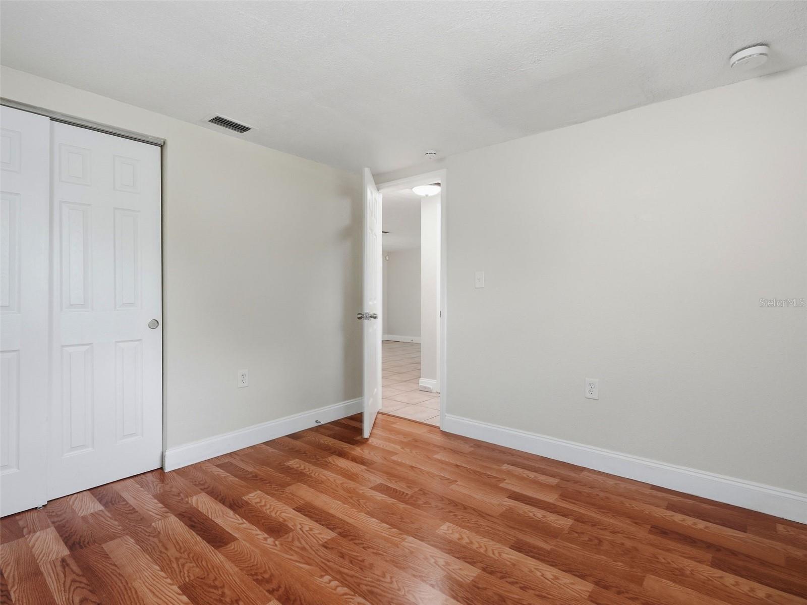 7908 BUTLER AVE — photo 20