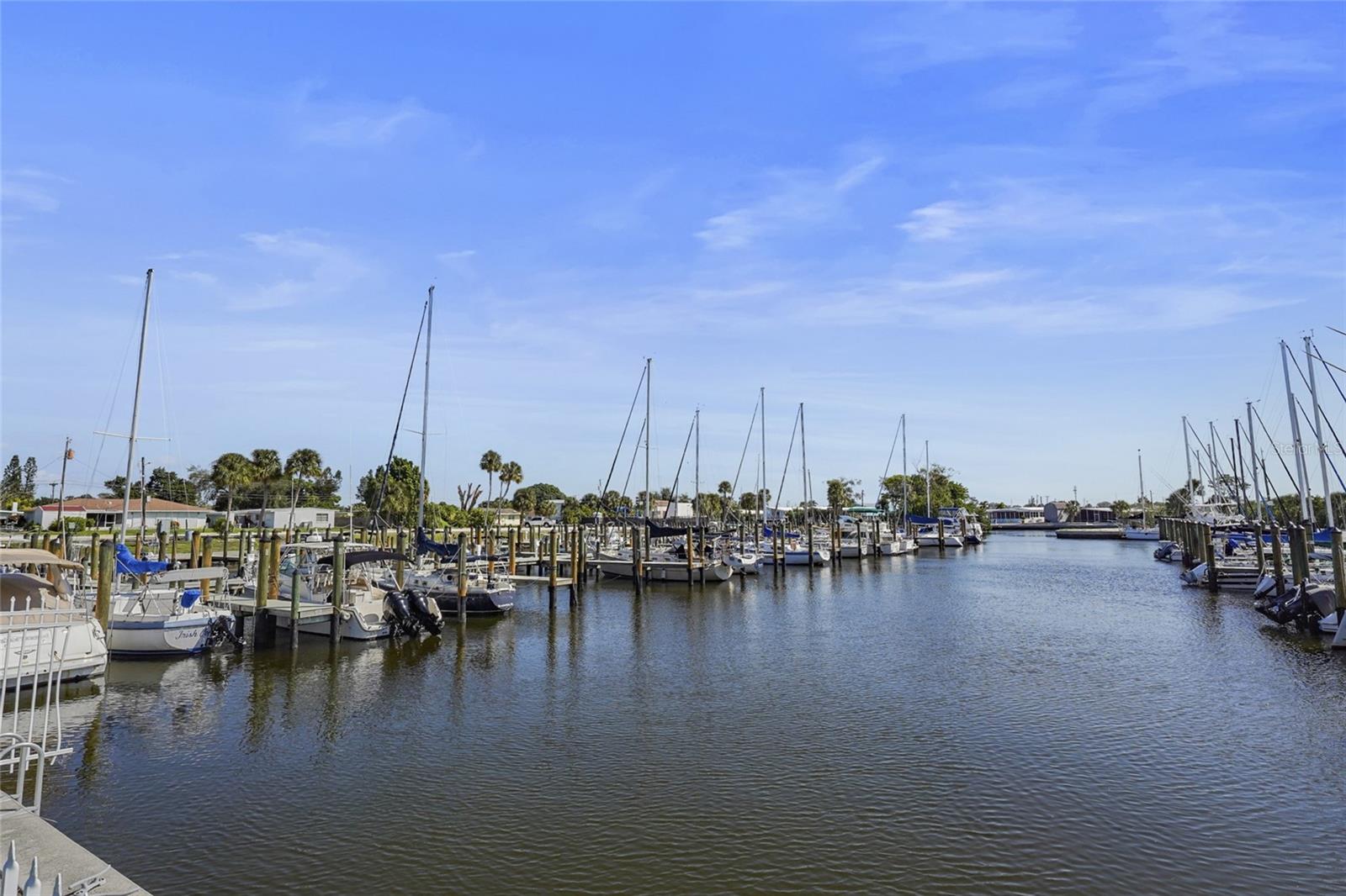 2815 BAY DR — photo 28