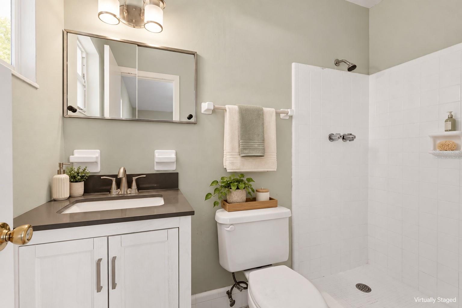 2815 BAY DR — photo 13