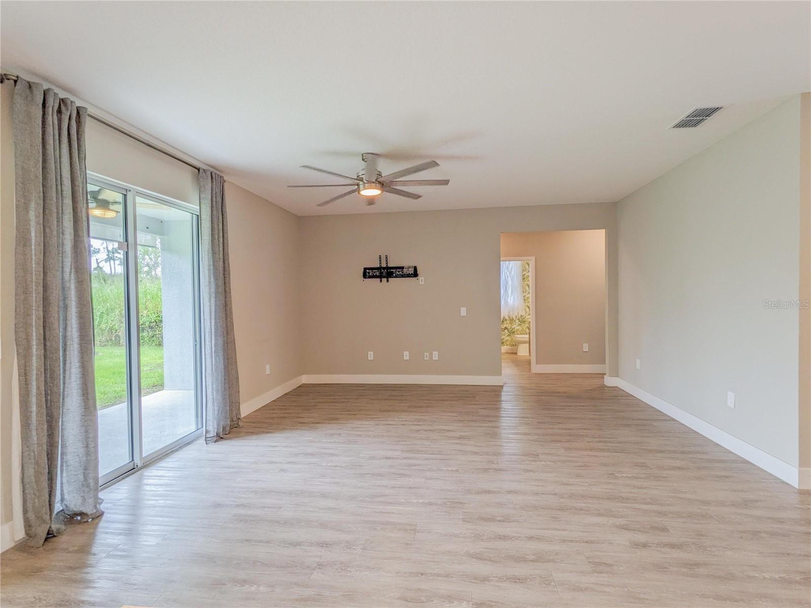 7295 MINARDI ST — photo 18